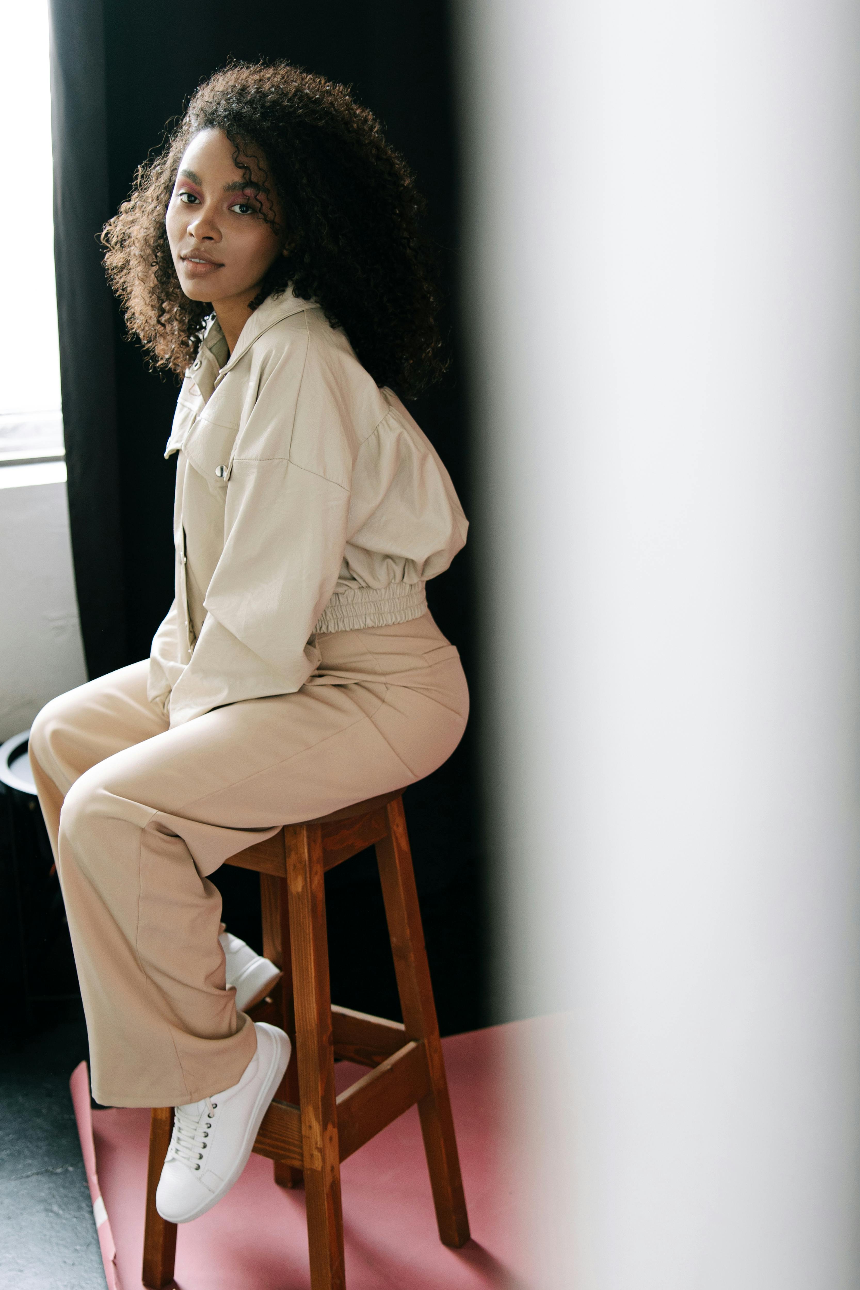 What features are considered beautiful on a woman?