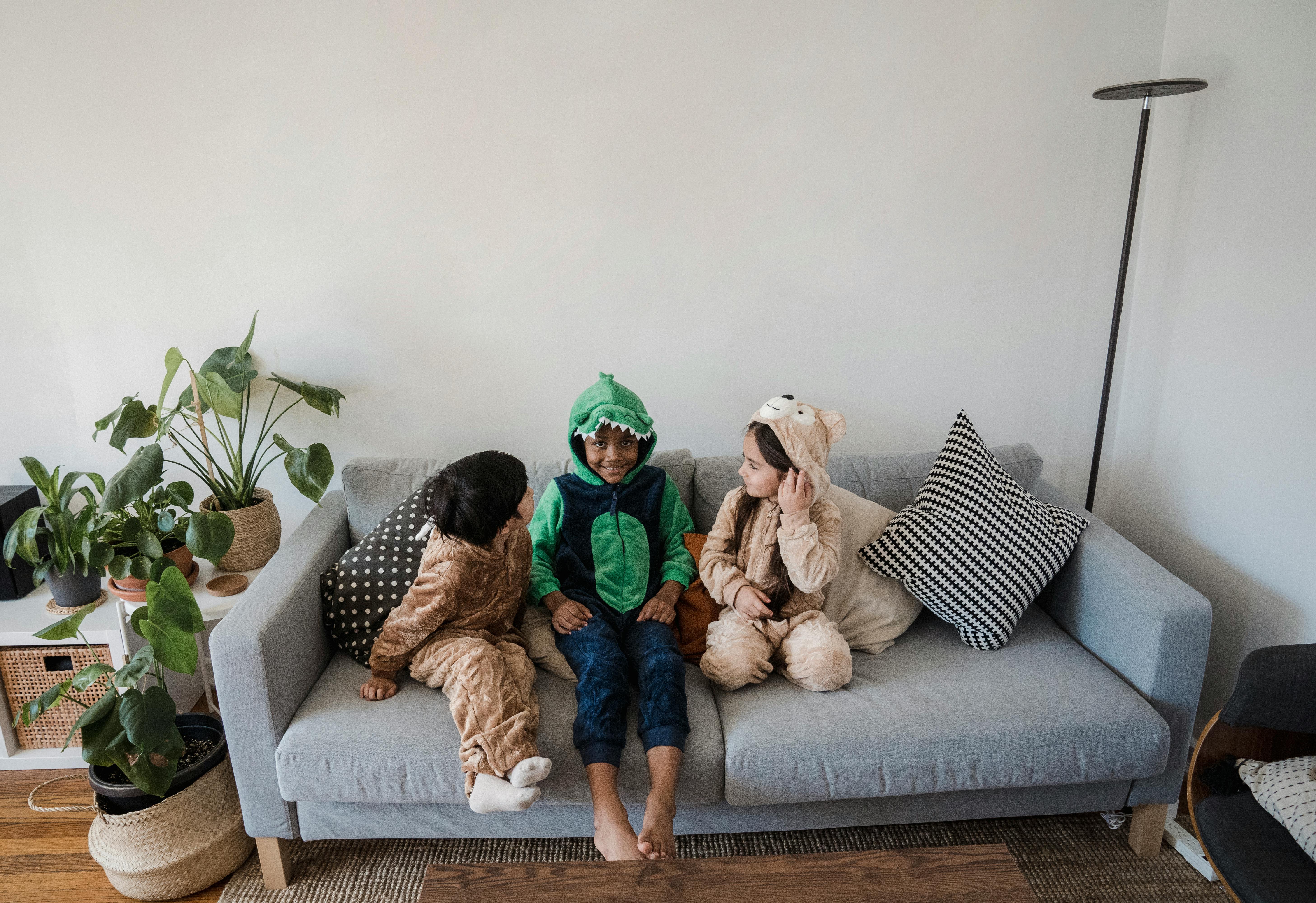 Study: Dinosaurs’ Free-Range Parenting Strategy Fundamentally Reshaped Mesozoic World — Photo by Liliana Drew on Pexels