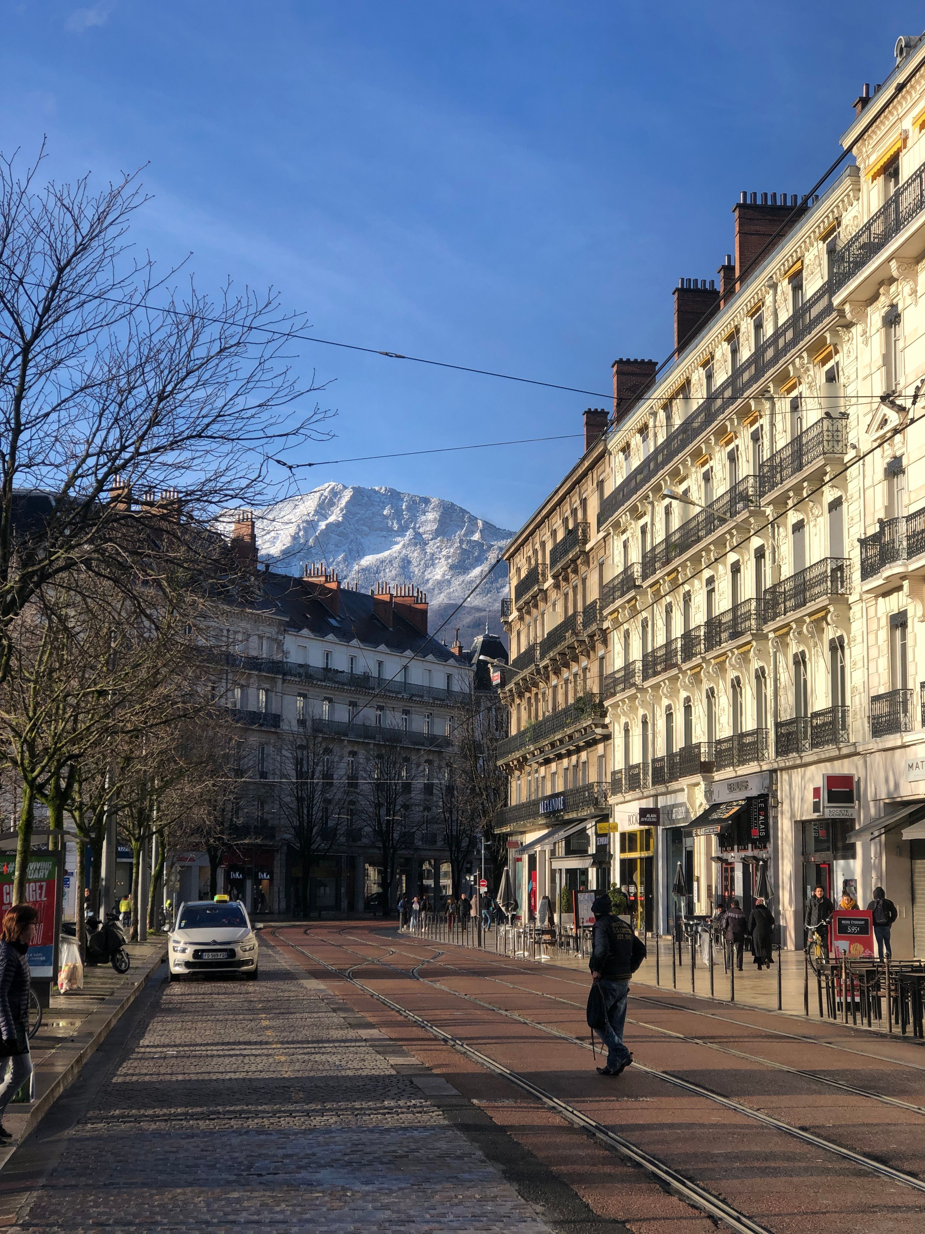 Aide à l'achat d'un vélo à Grenoble en 2026 : fin du dispositif, montants et ce qui reste