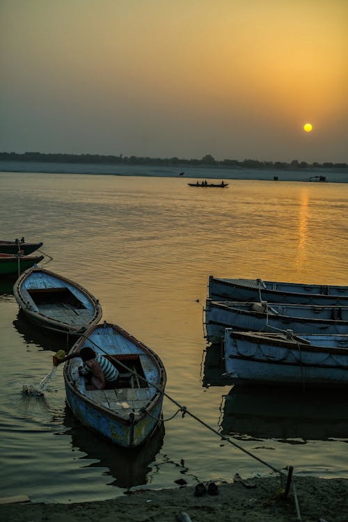 Free stock photo of big river, boat, colors in india