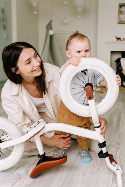 Gratis lagerfoto af baby, barn, cykel