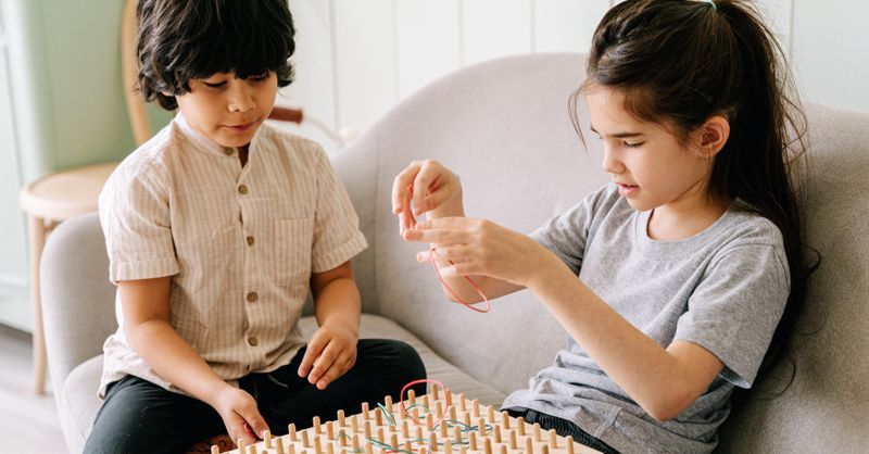 Activité pince Montessori : 10 idées créatives