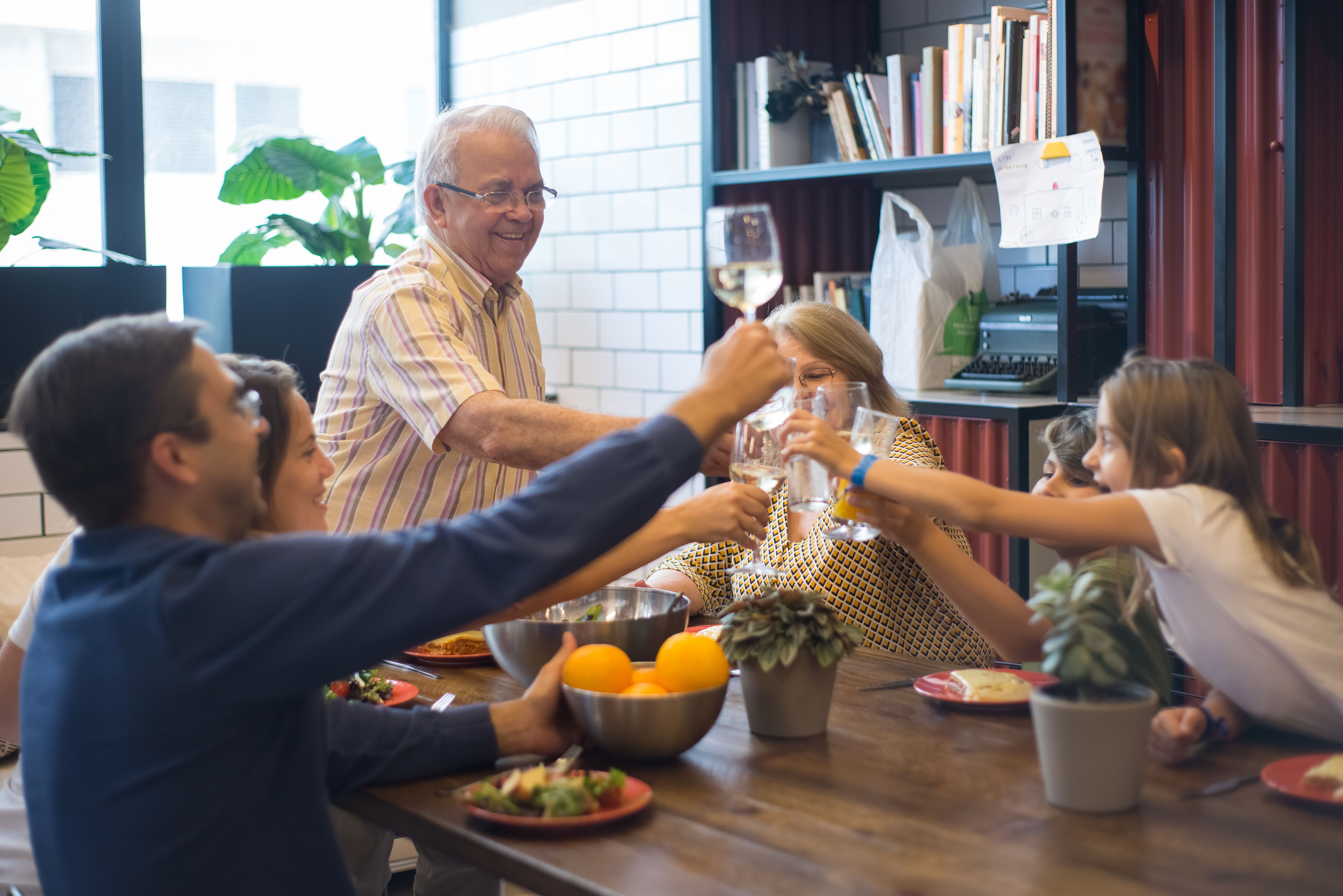 home cooking family meals — Photo by Kampus Production on Pexels