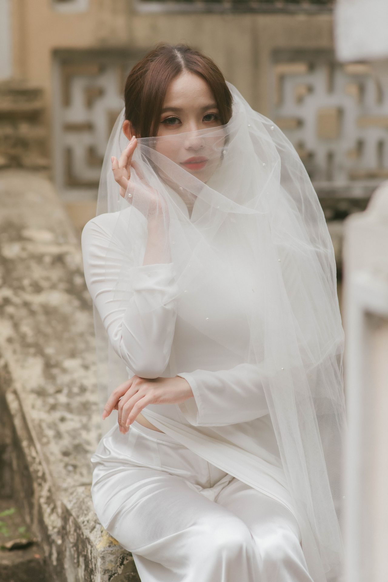 Chân dung cô dâu với khăn voan