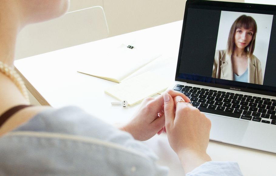 professionisti che usano app di incontri online