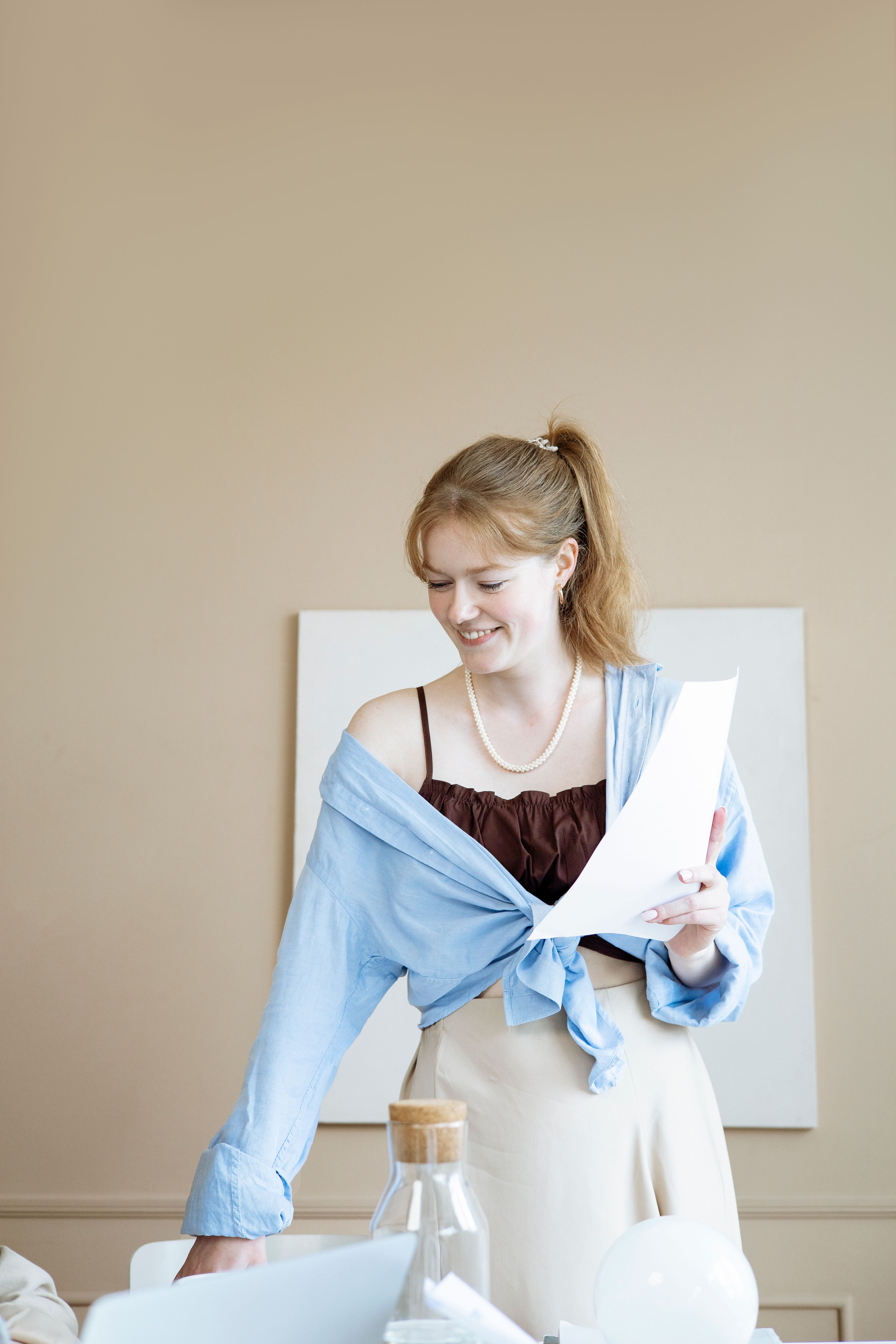 Lady Standing Professionally Photos, Download The BEST Free Lady ...