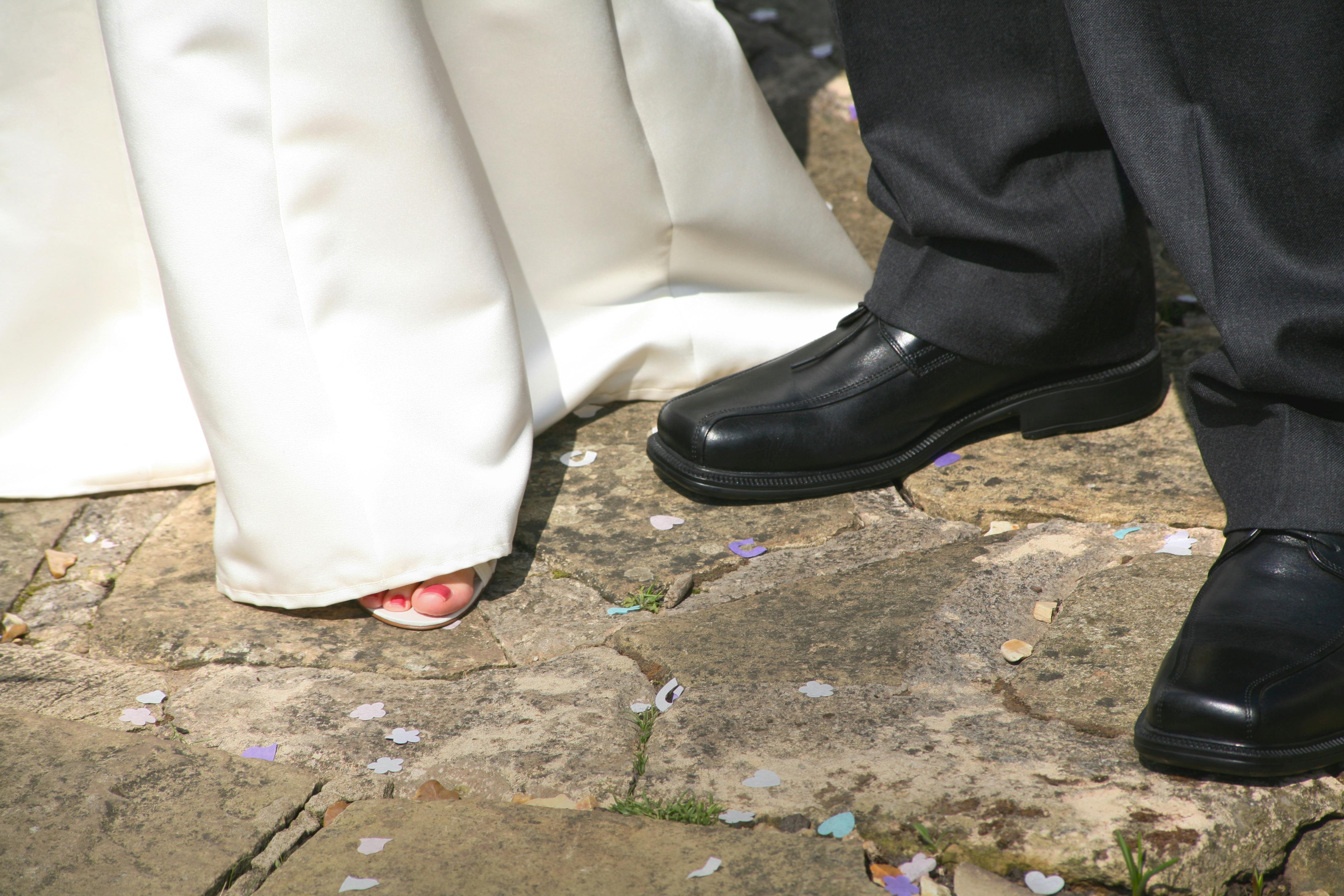 Free stock photo of confetti, cream, feet