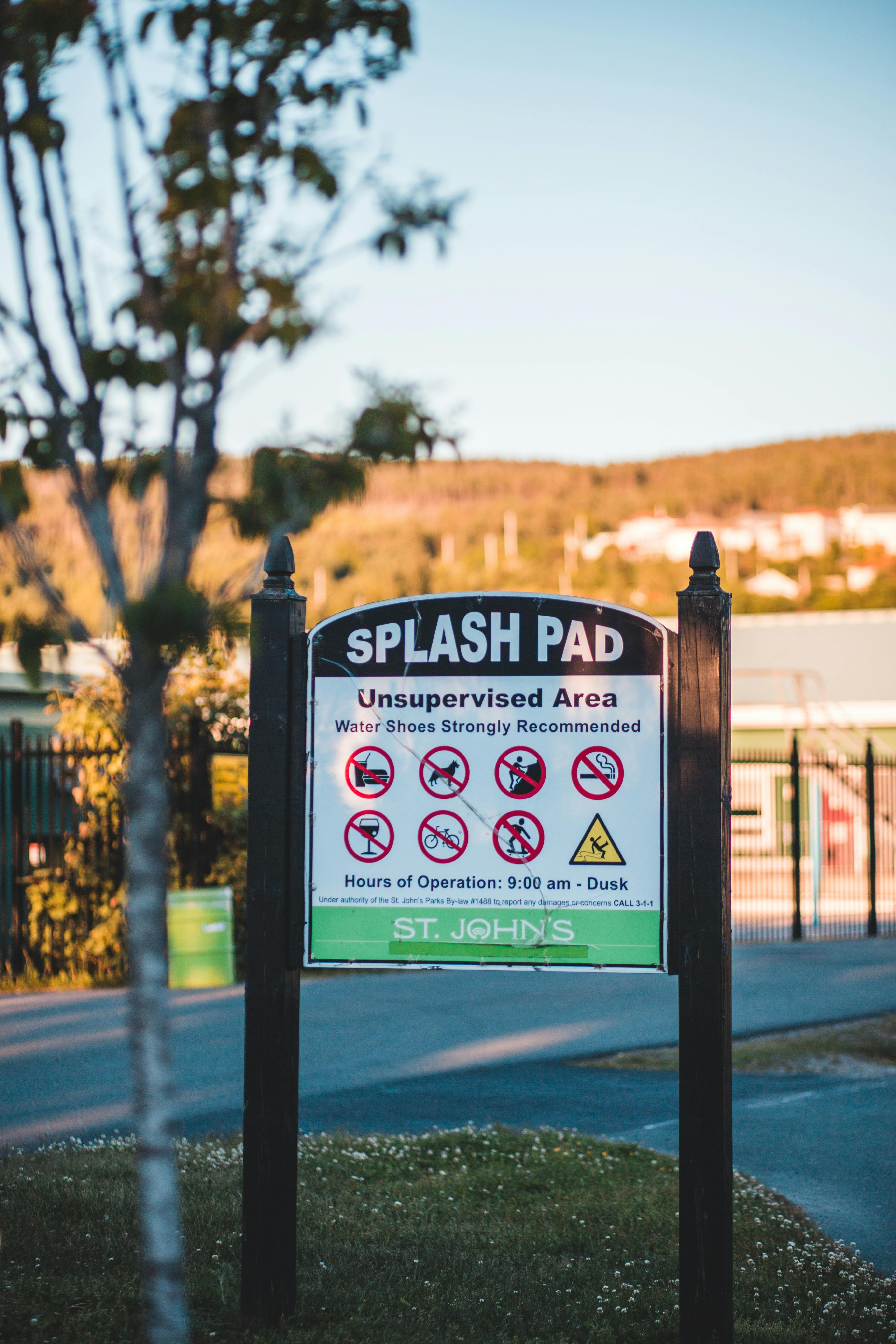 Photo by Erik Mclean