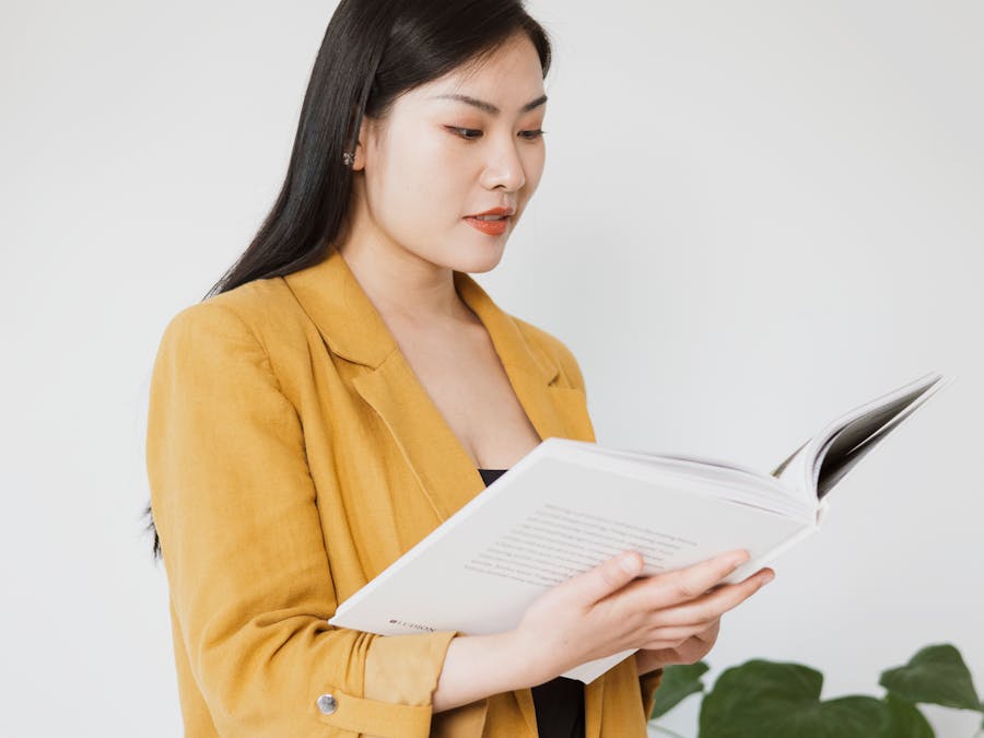 What leads to a successful relationship?