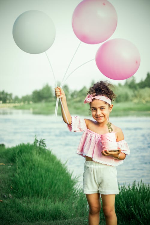 Foto profissional grátis de aniversário, ao ar livre, área