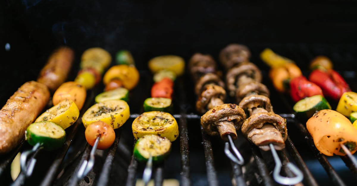 How long to cook sausage on BBQ