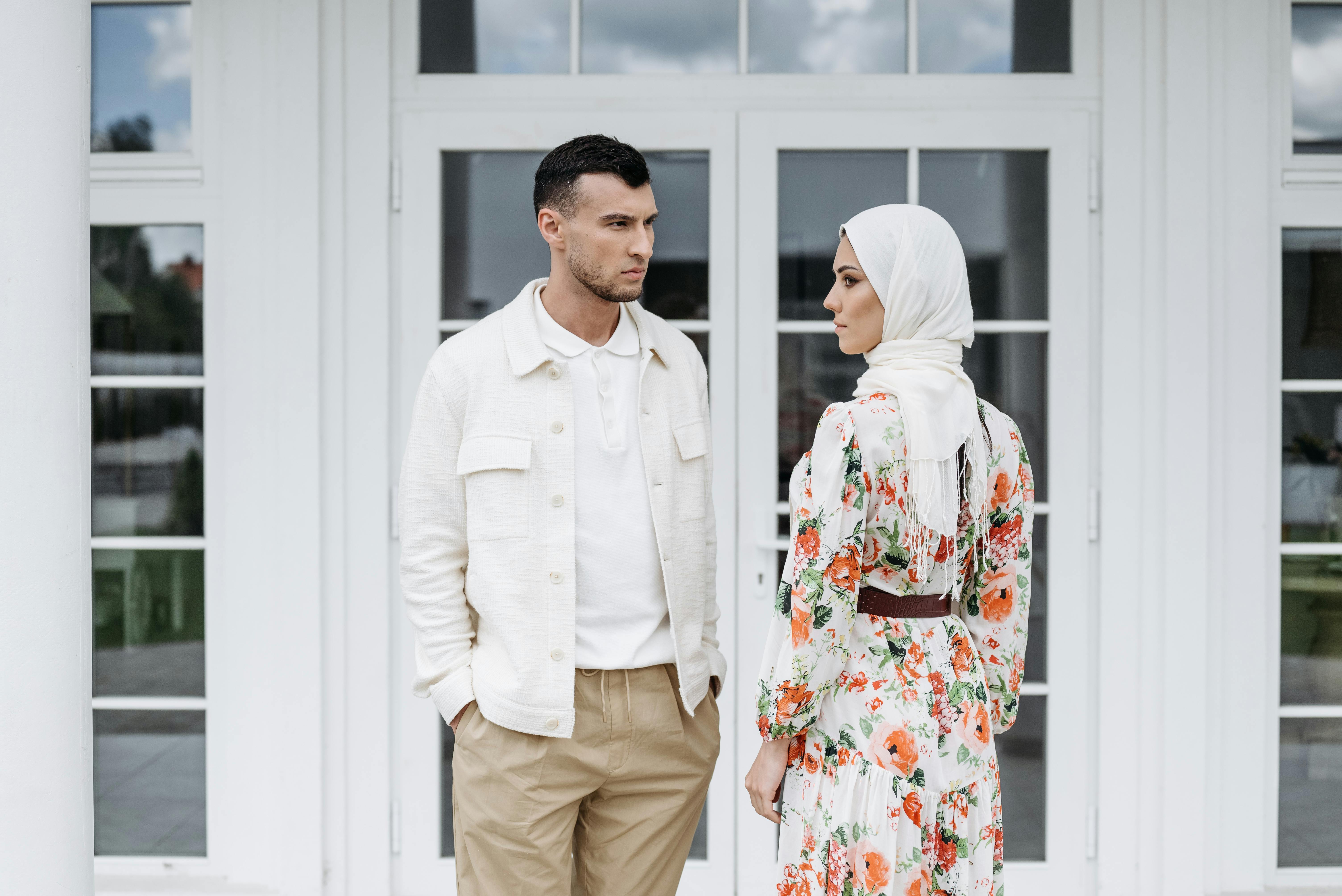 5. Tips Tambahan untuk Tampil Stylish dengan Hijab Minimalis