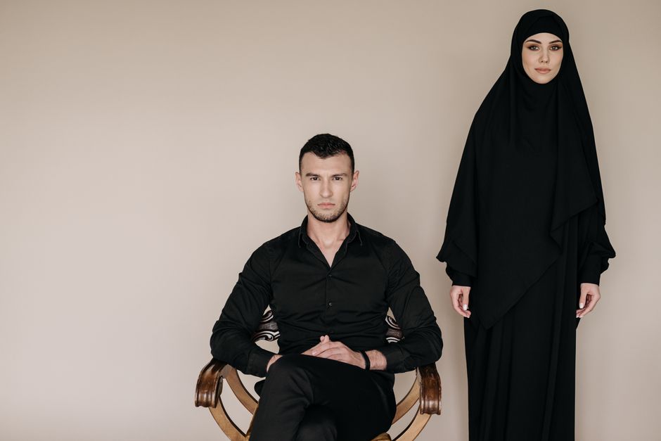 3. Memilih Hijab yang Tepat: Harmoni dalam Berpenampilan 3. Memilih Hijab yang Tepat: Harmoni dalam Berpenampilan