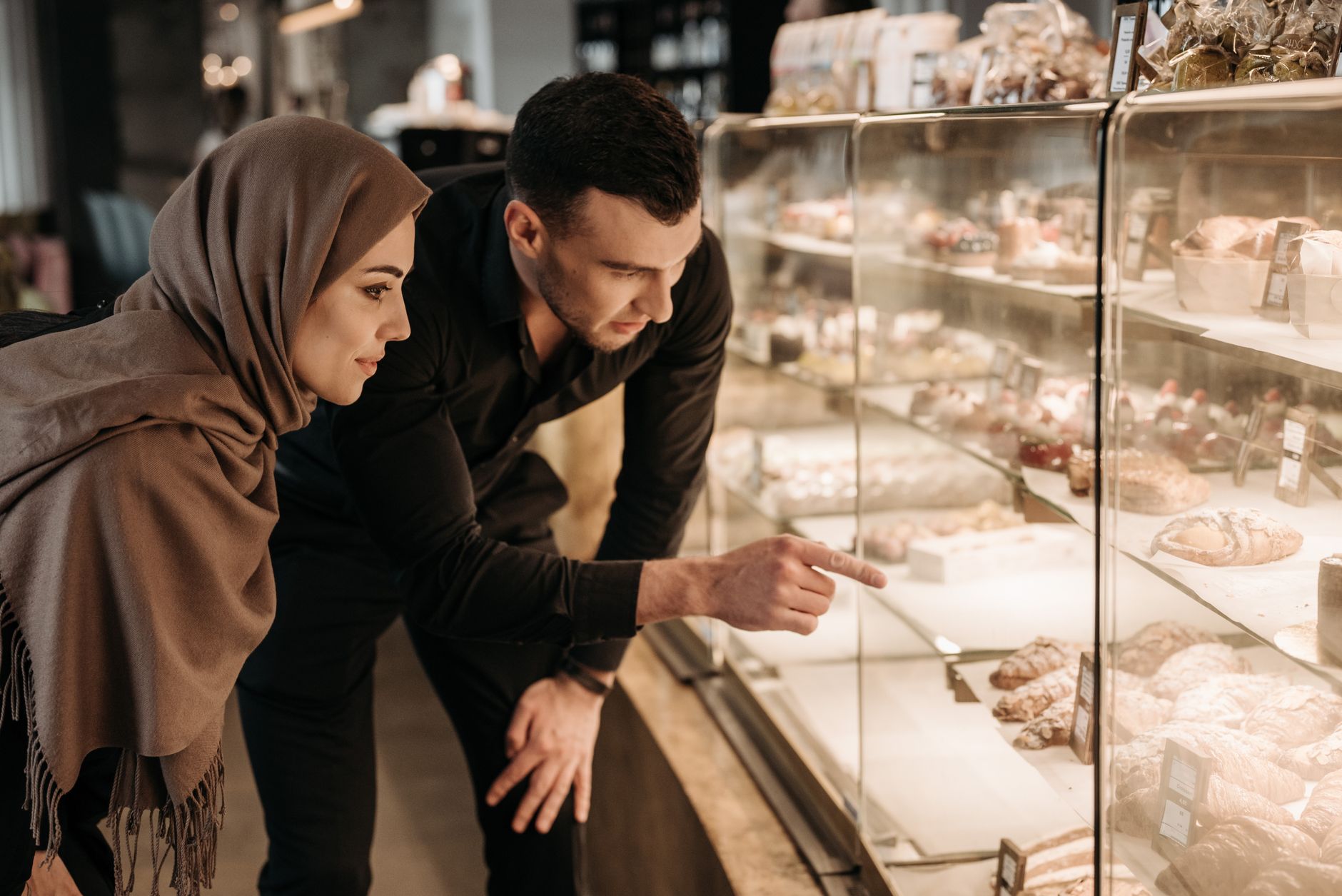Modern Pastry Innovation Redefines Commercial Bakery Menus