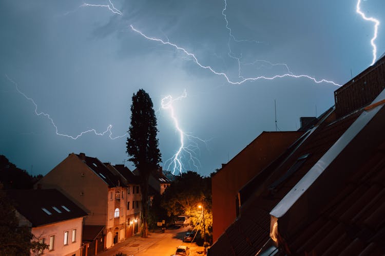 Lightnings Over Town