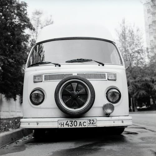 Foto profissional grátis de automóvel, clássico, direção