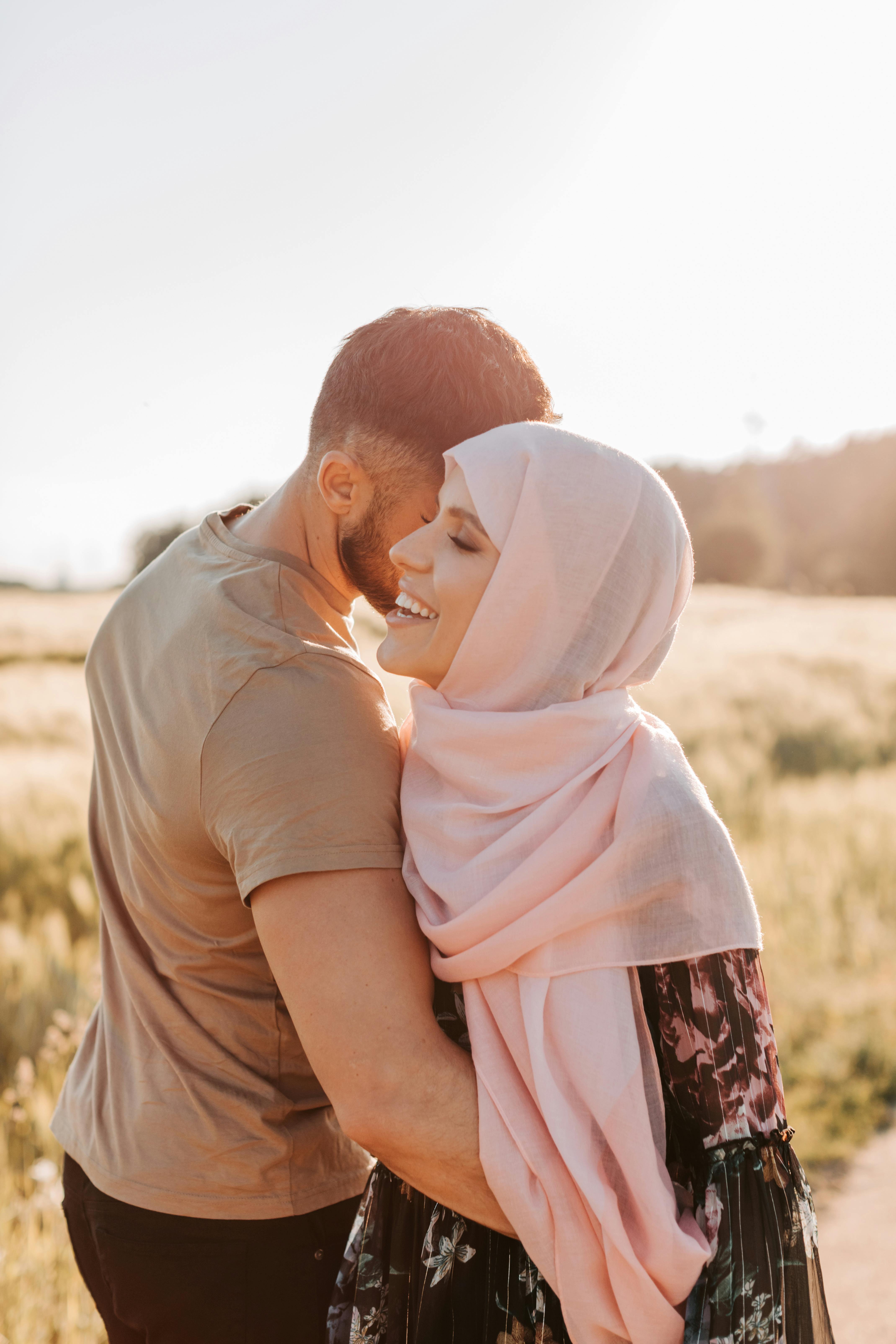 Muslim Love, Newly Married Couple, newly married, couple, care, affection,  HD phone wallpaper | Peakpx