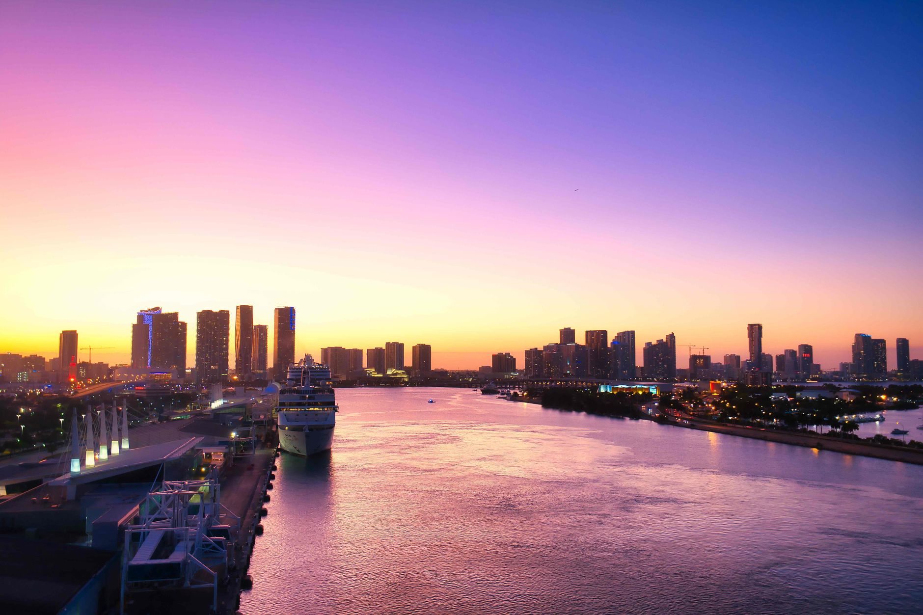 Allison Island vs. the World's Top Luxury Markets: The Complete Waterfront Buyer's Guide to Boating, Lifestyle, and New Development in Miami Beach