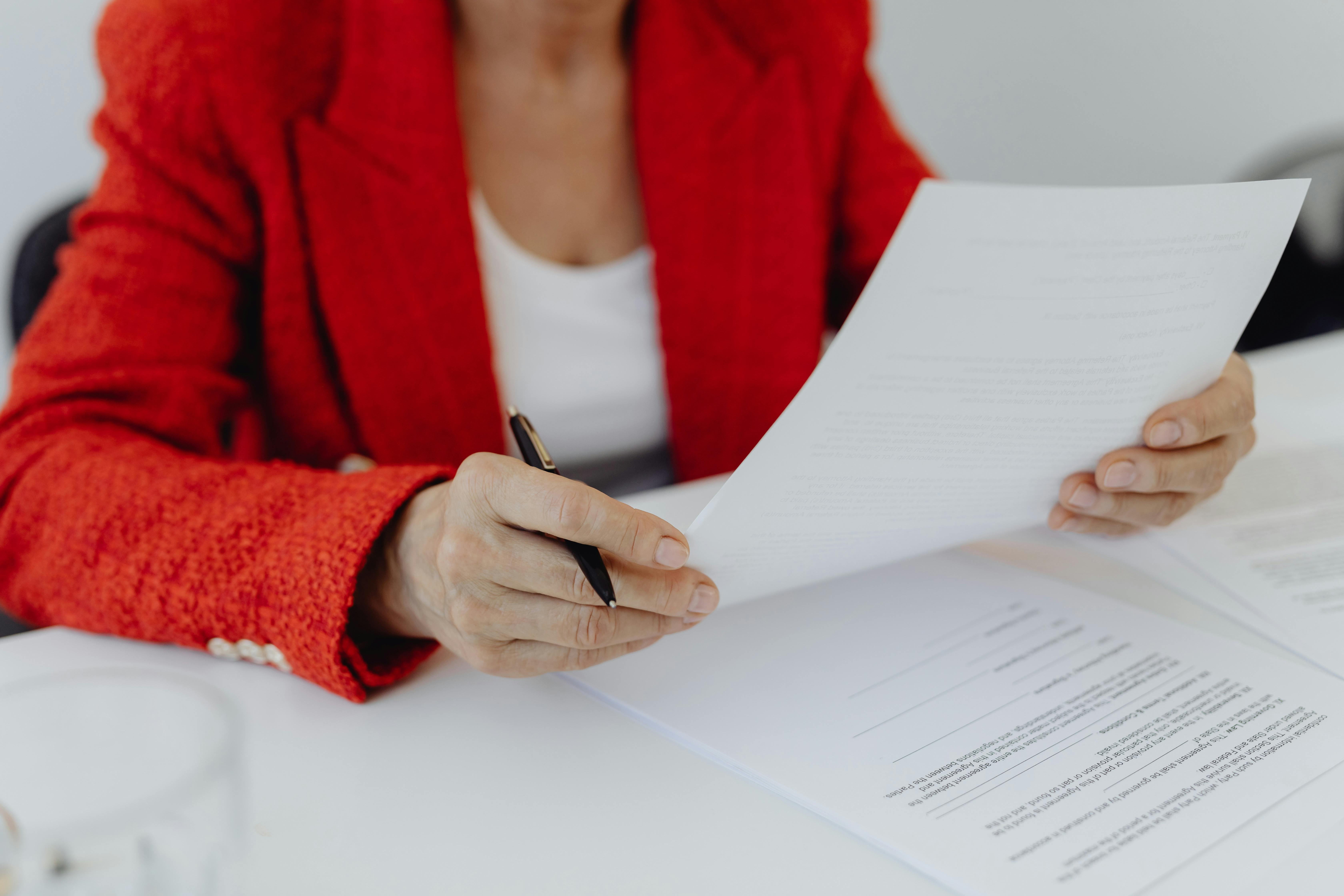 Les subtilités juridiques de la clause suspensive dans un compromis