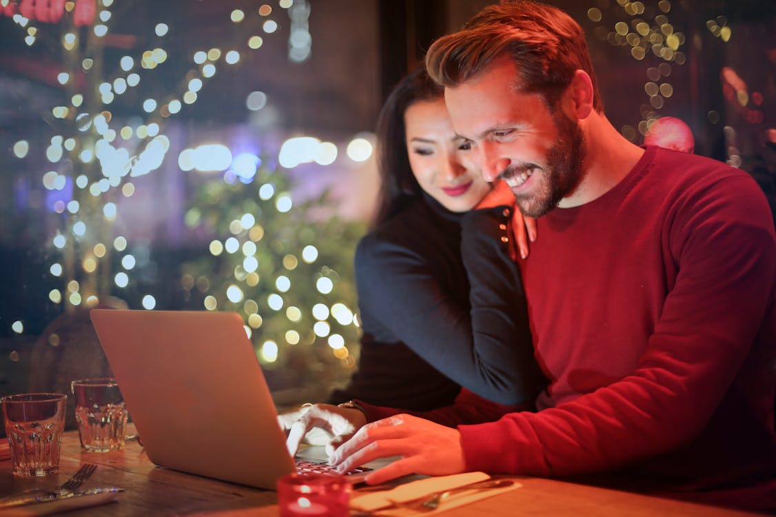 Free Man in Red Long-sleeved Shirt Stock Photo