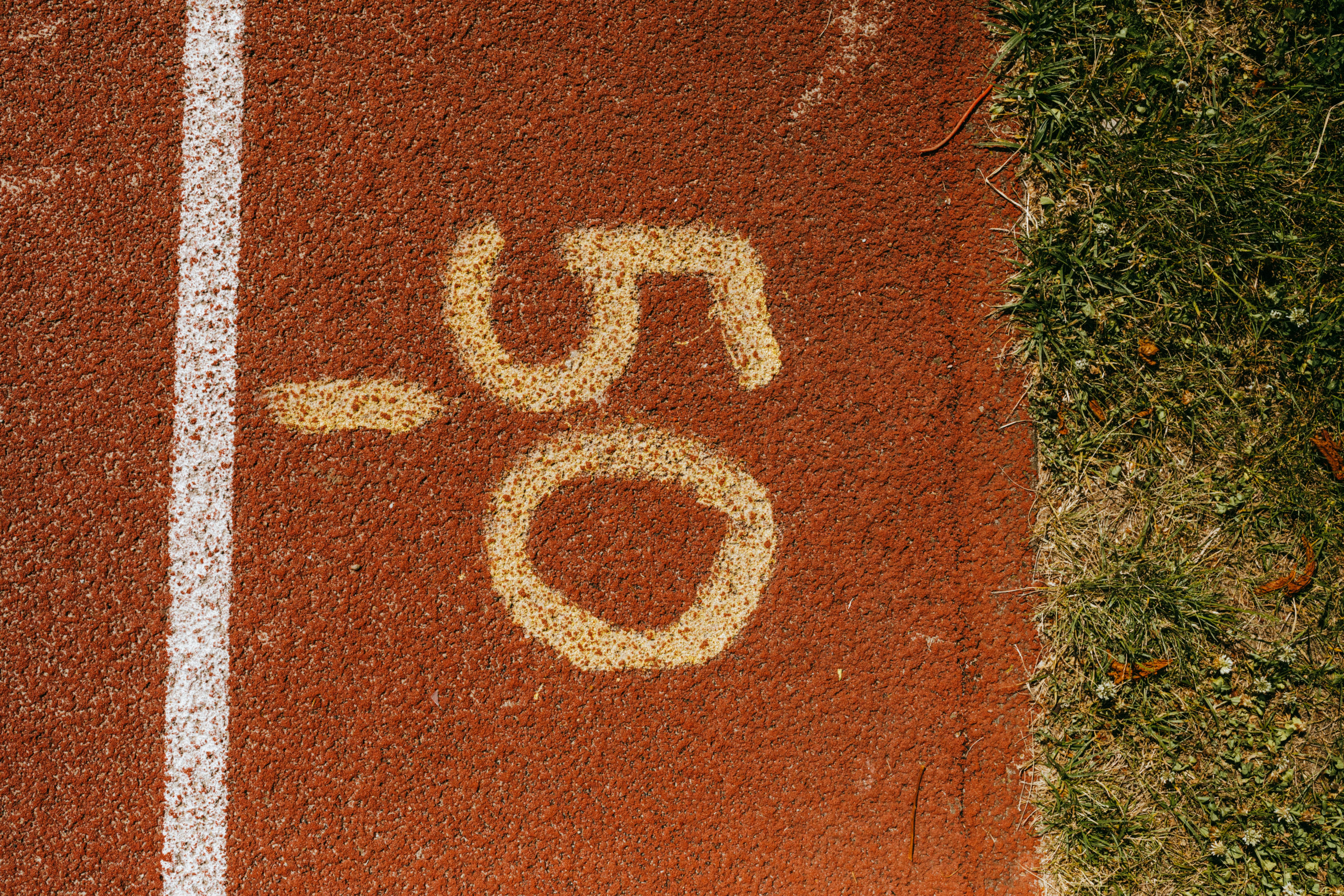 distance marker on athletics track