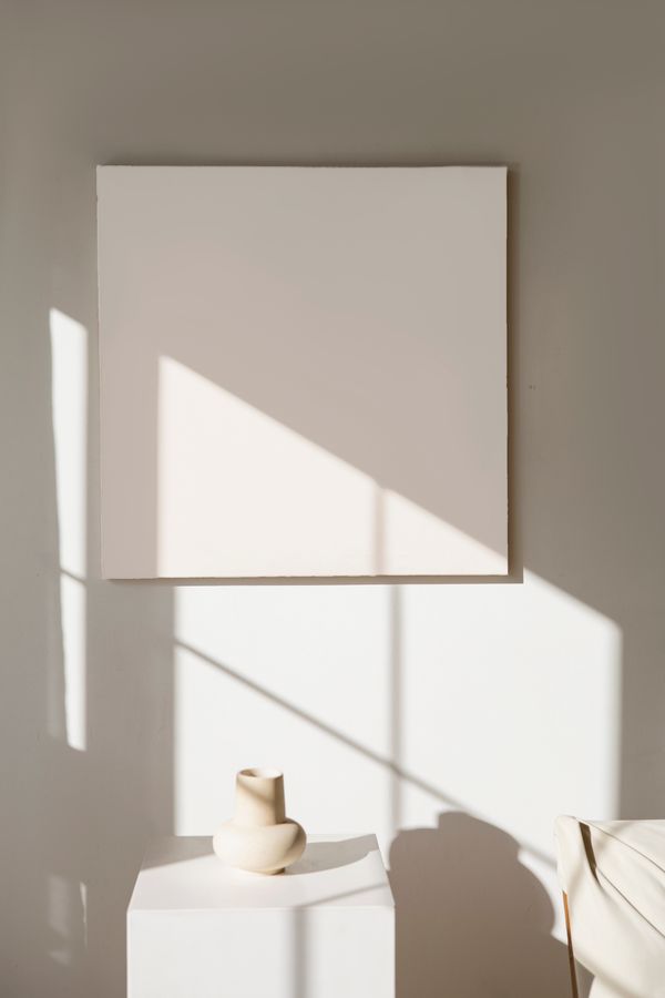 Sand-toned abstract study by Hanna Pad on Pexels
