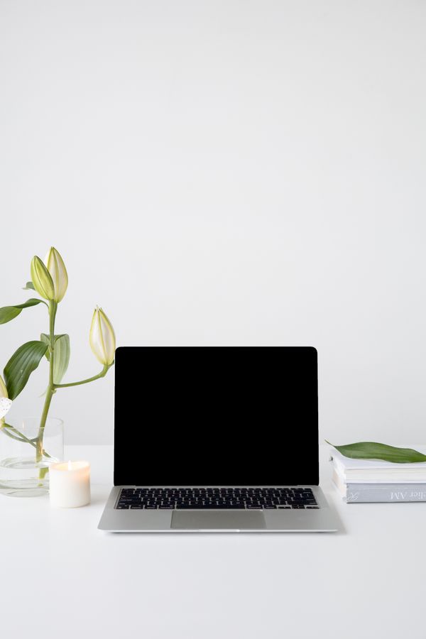 Aurore Beauté website design showing an elegant editorial homepage on desktop and mobile