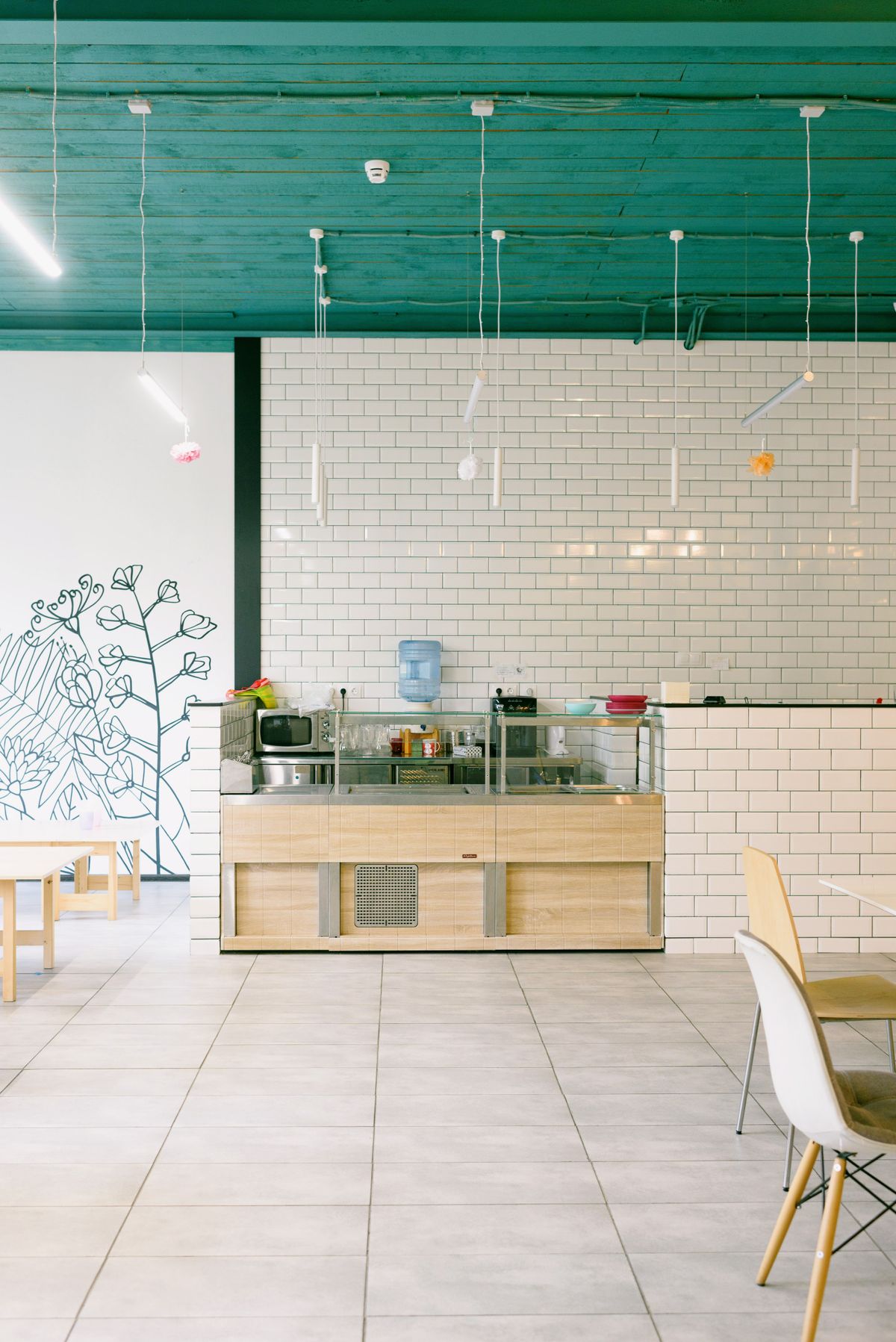 Thiết kế nội thất cafe sách sống động 01