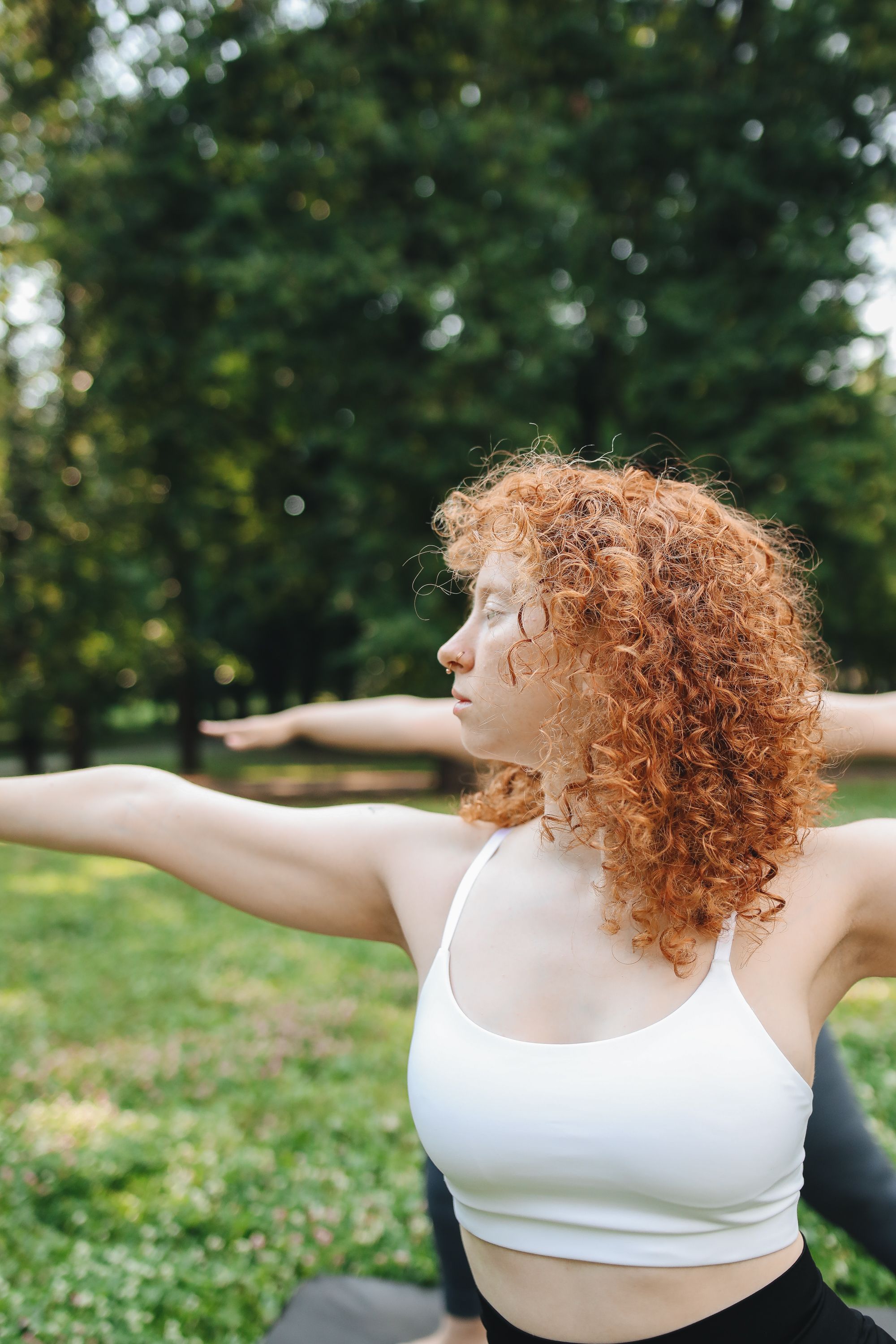 Méditation en mouvement : allier yoga et marche - illustration
