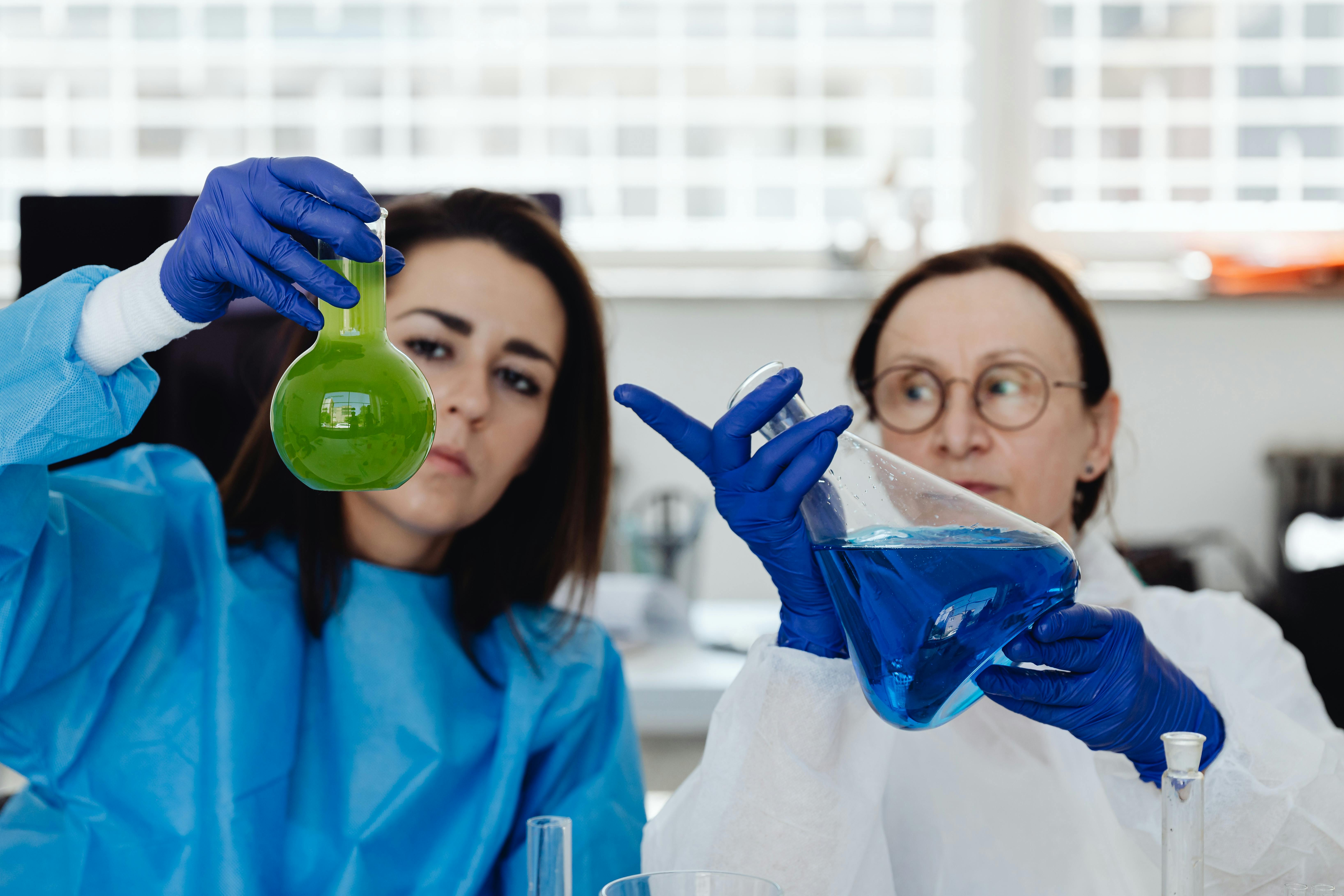The Essential Guide to Becoming a Scientist