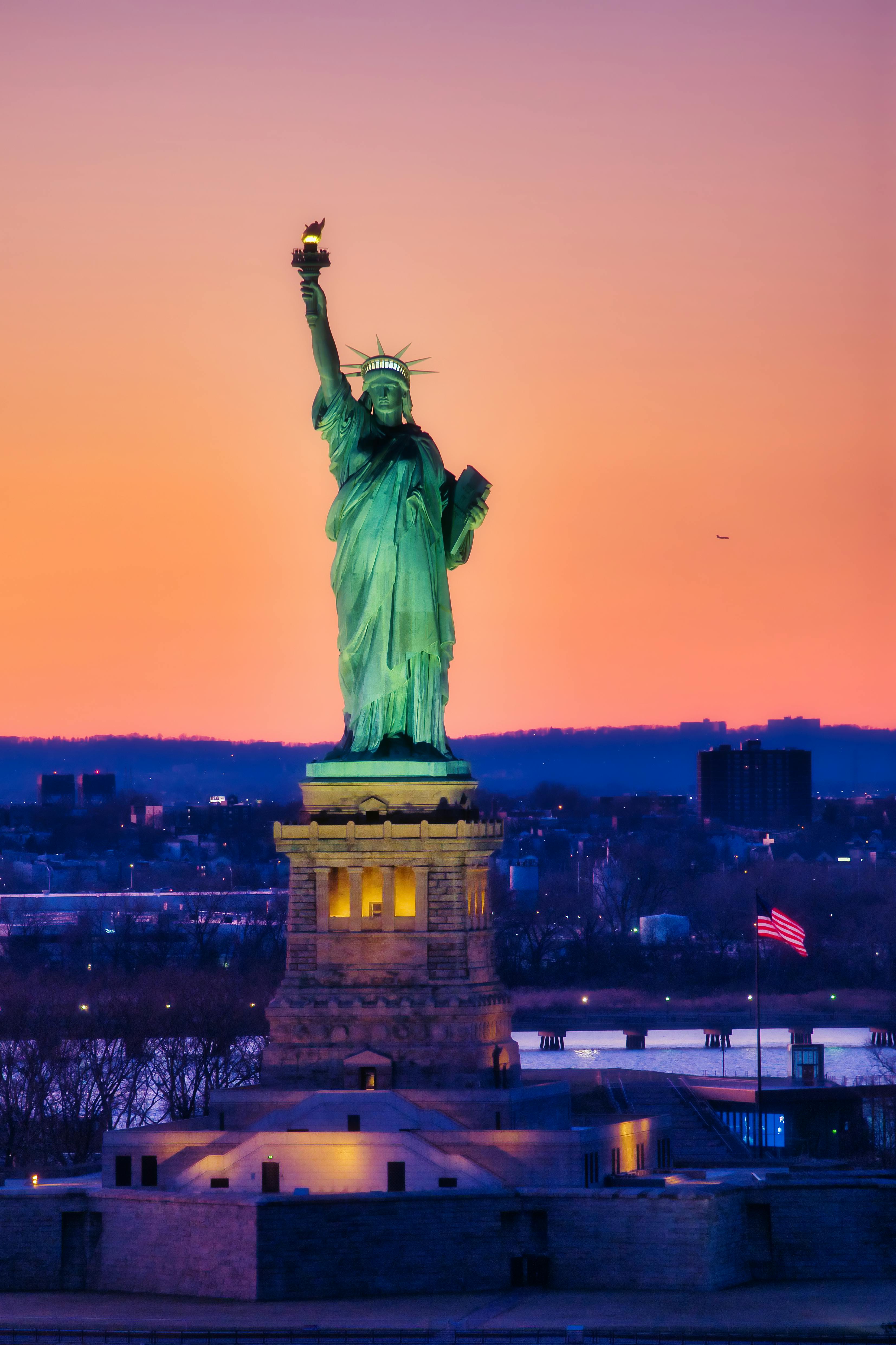 A Scenic View of the Statue of Liberty · Free Stock Photo