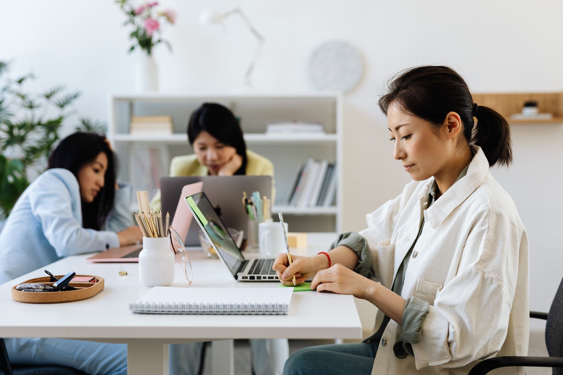 Hãy tận dụng tối đa công cụ AI để mài giũa từng kỹ năng phỏng vấn.