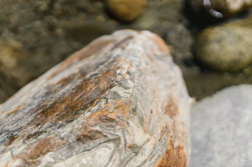 Ilmainen kuvapankkikuva tunnisteilla kallio, karhea, kivimuodostelma
