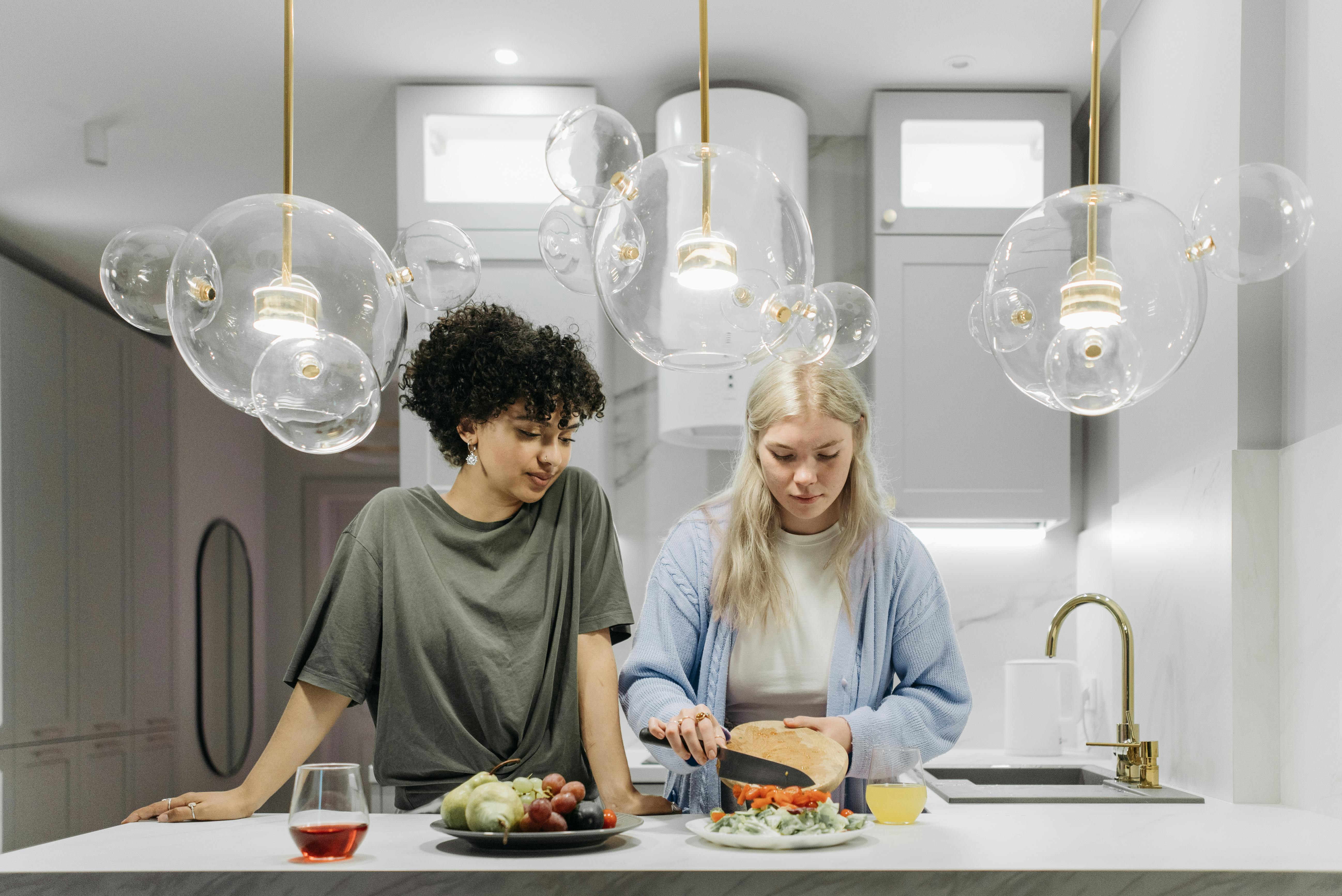 10 kitchen hacks every cook should know — Photo by Pavel Danilyuk on Pexels