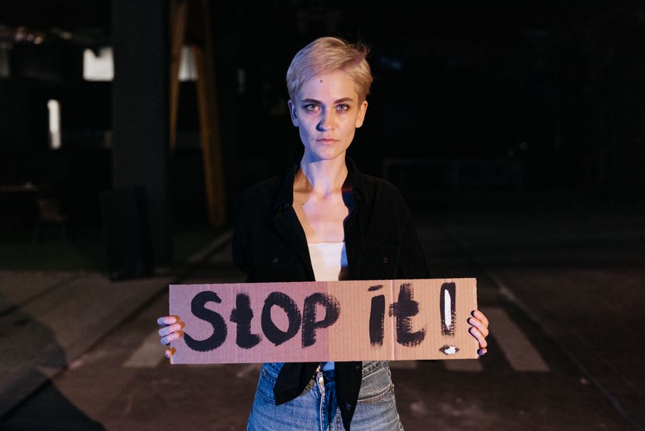 Ottawa Community Demands Stop Sign Back After City Removes It, Citing Near Misses
