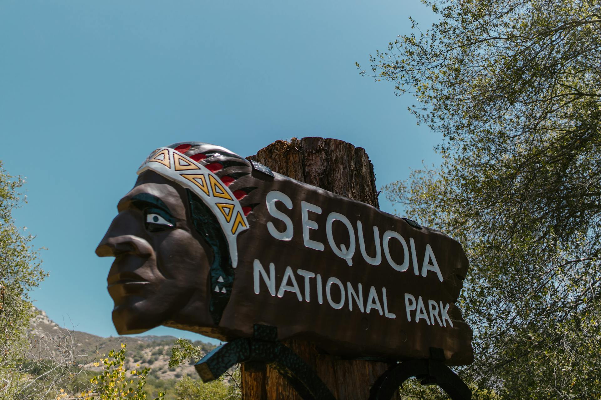 Entrance Sign of the Sequoia National Park