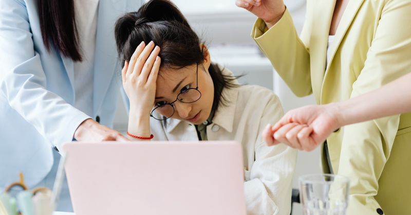 Harcèlement au travail : constituer la preuve avant d’agir