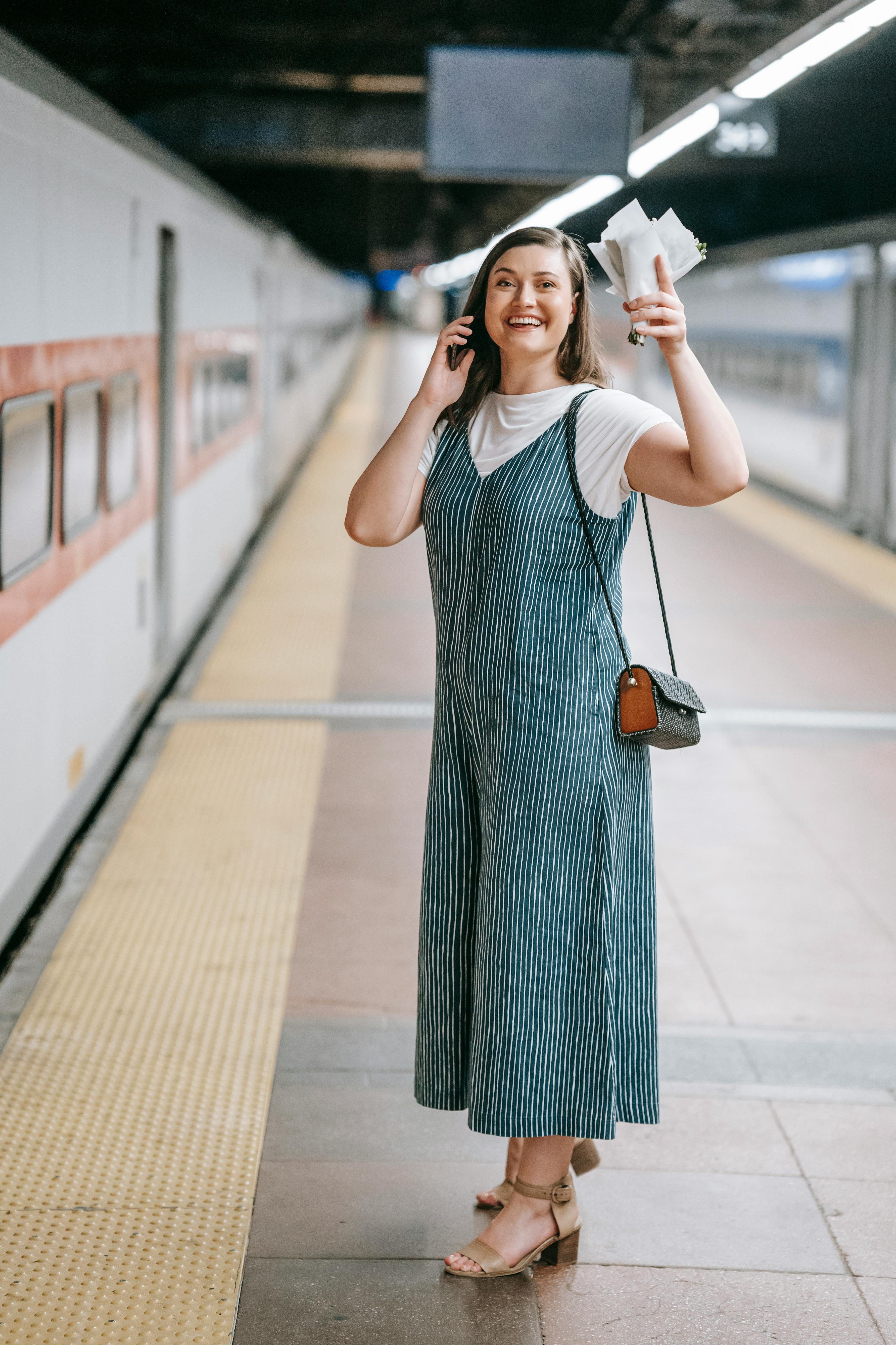 Ilmainen kuvapankkikuva tunnisteilla aikuinen, asema, elämäntapa Kuvapankkikuva