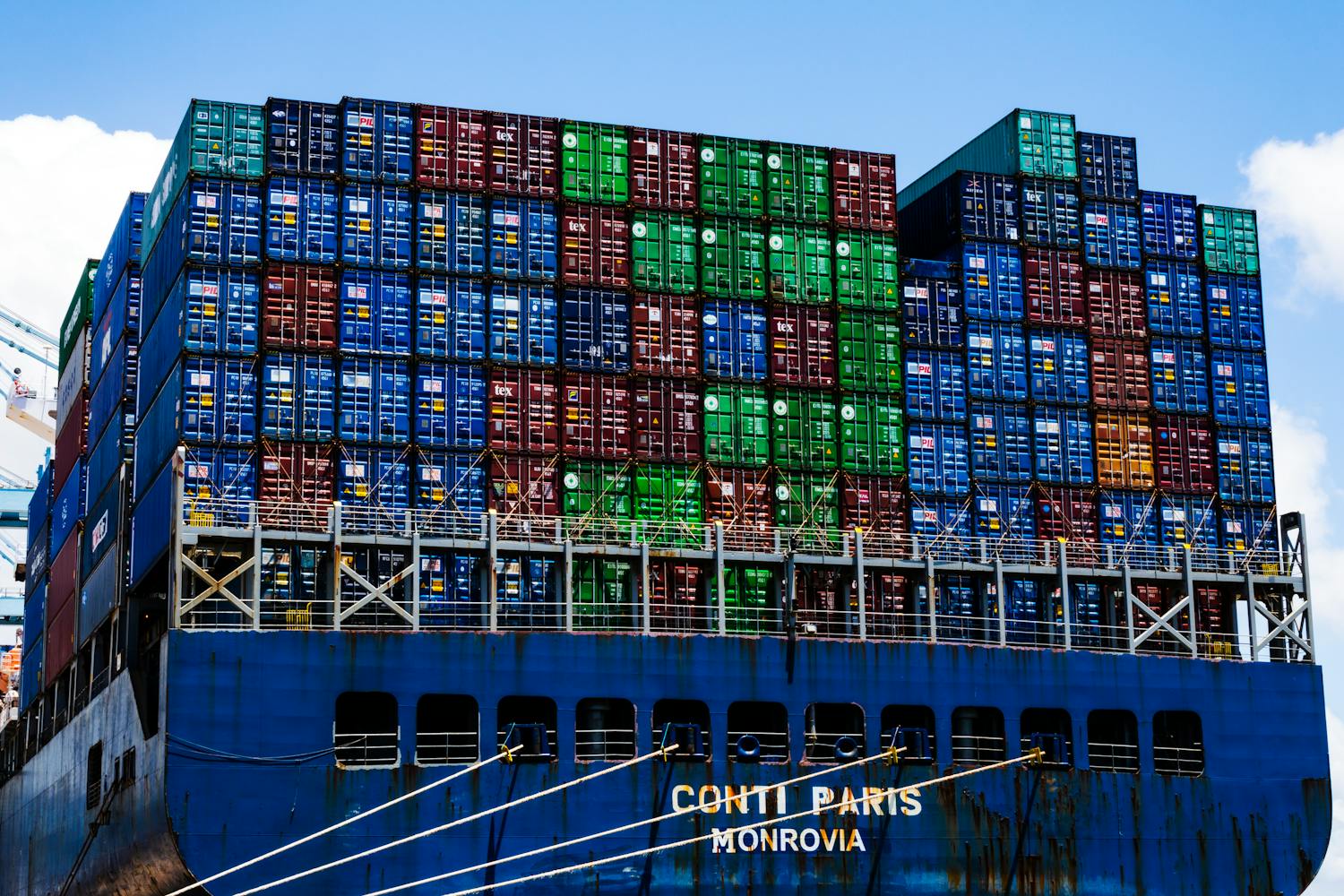 Global logistics and supply chain containers