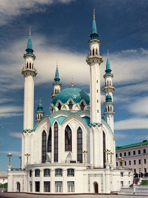 Free Explore the stunning architecture of Kul Sharif Mosque, a prominent religious landmark in Kazan, Russia. Stock Photo