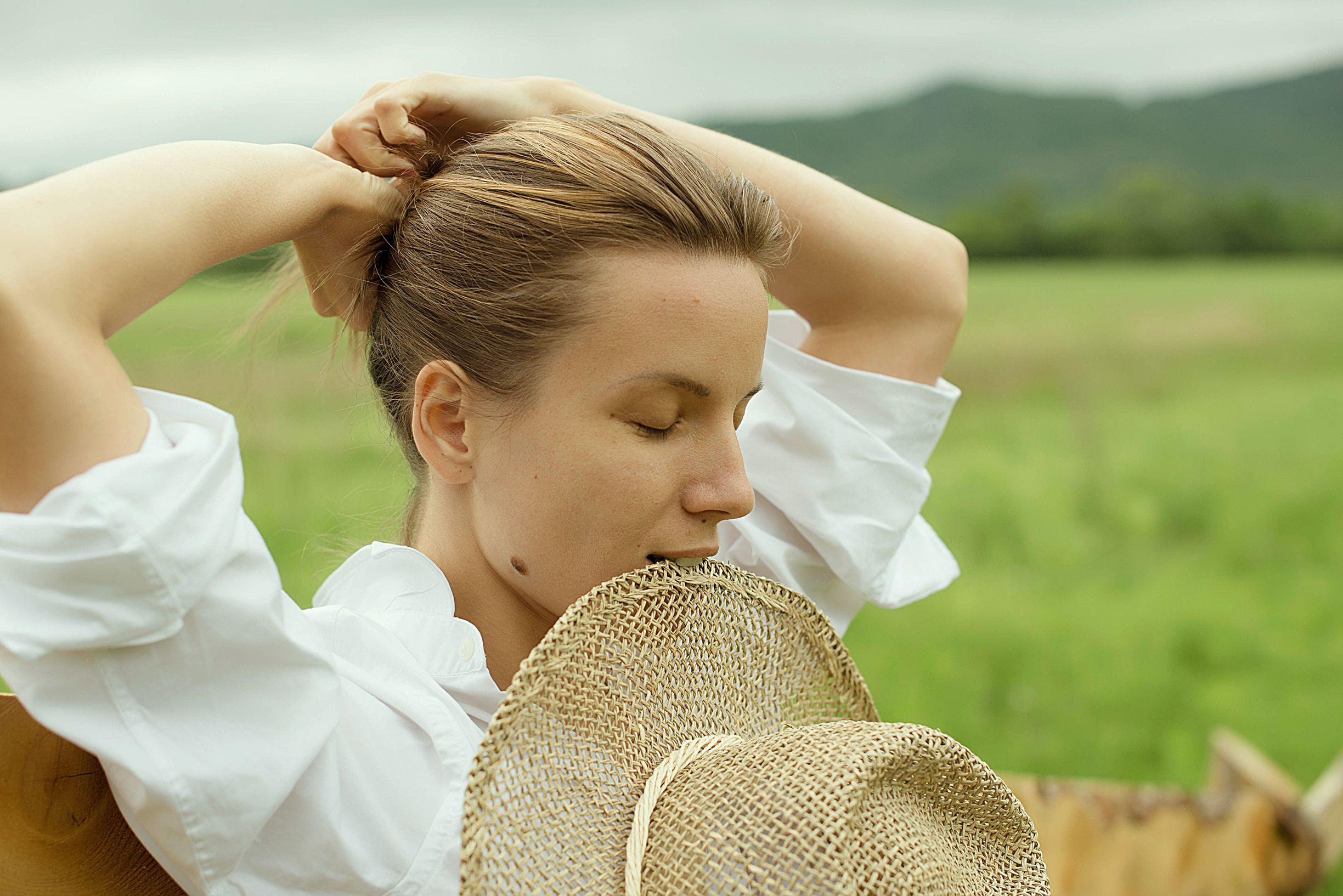 Simple wins with a gentle stretch before sleep — a gentle guide