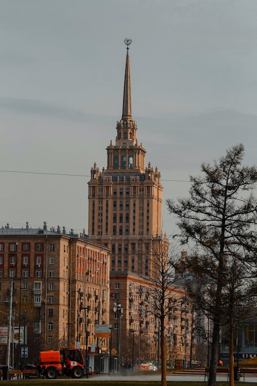 Foto d'estoc gratuïta de arquitectura estalinista, centre de la ciutat, ciutat