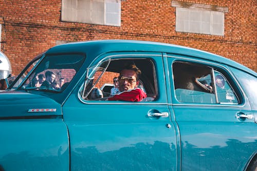 Fotobanka s bezplatnými fotkami na tému auto, jazda, muž