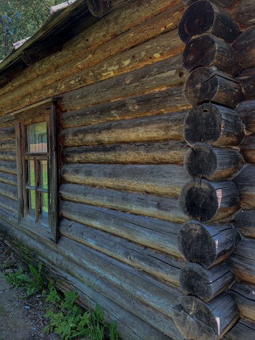 Ilmainen kuvapankkikuva tunnisteilla julkisivu, maaseutu, puinen mökki