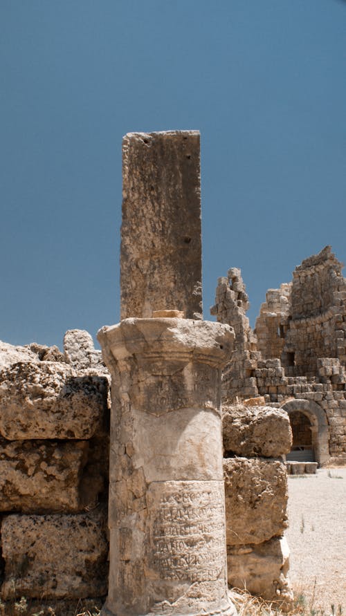 Free Column in the Ruins of the Baths of Antoninus in Carthage, Tunisia Stock Photo