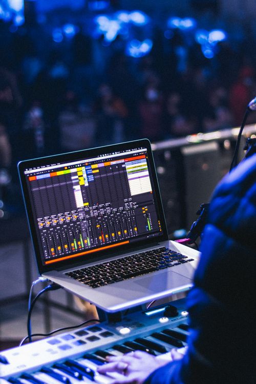Screen Keyboard Instrument Laptop Screen and Keyboard Instrument · Free Stock Photo