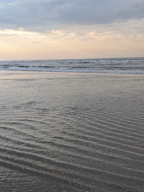 Sea Waves Crashing on Shore