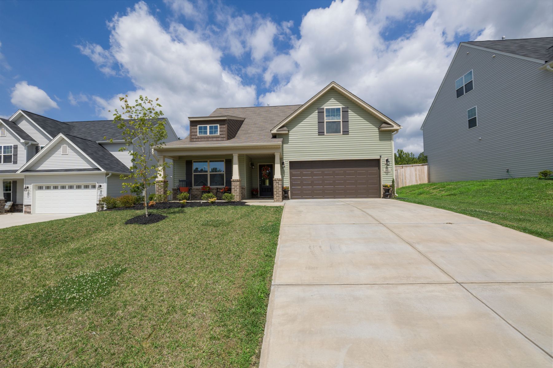 Suburban Colorado home with garage