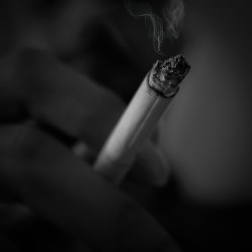 그레이스케일, 담배, 담배를 피우다의 무료 스톡 사진