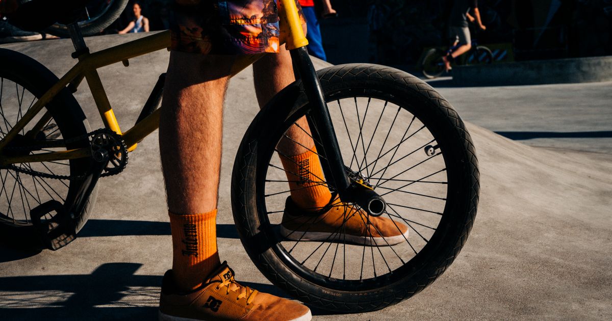 Walking, Running, and Recovery: Comfort Tips for Legs and Feet After Activity